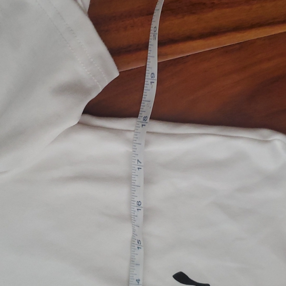 Adorable pajama set in soft fabric size medium - Picture 3 of 7